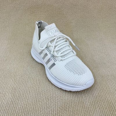 Lightweight White Sneakers Women Antislip Soft Leather White Trainers
