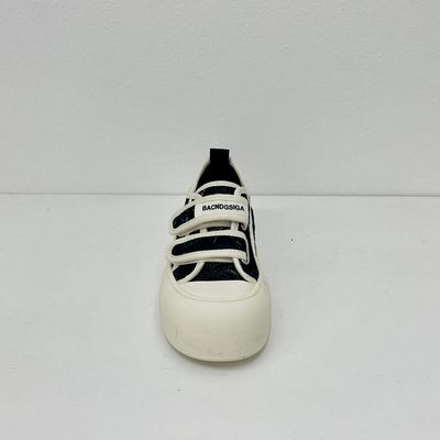 PU Insole Breathable Walking Trainers With Round Toe For Spring