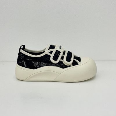 PU Insole Breathable Walking Trainers With Round Toe For Spring