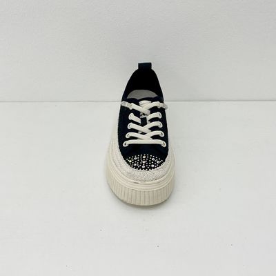 Women casual sneakers with low top and pearls on simple life