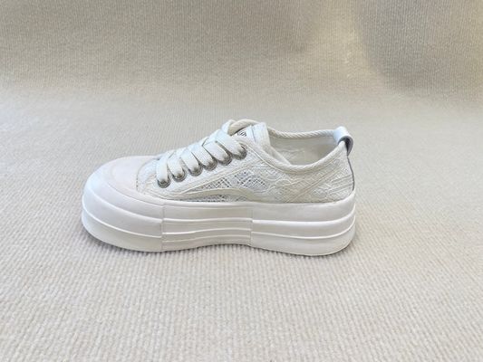 OEM ODM White Leather Casual Sneakers Lace Up 35-40 China Size