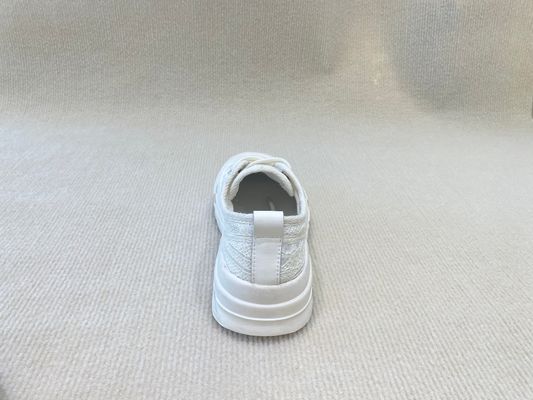 OEM ODM White Leather Casual Sneakers Lace Up 35-40 China Size