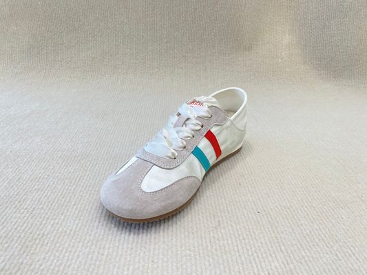 Women fashion sneakers satin shoes lace-up breathable with lace showlace and low cut