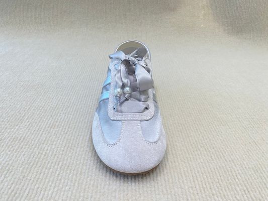 Flat Womens Satin Sneakers OEM Lace Up Running Shoes And Color Bars