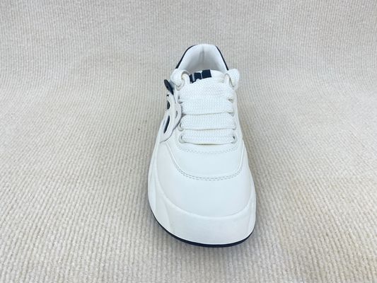 Fashion Microfiber White Platform Sneakers Women With Flat Heel And Creature Pattern