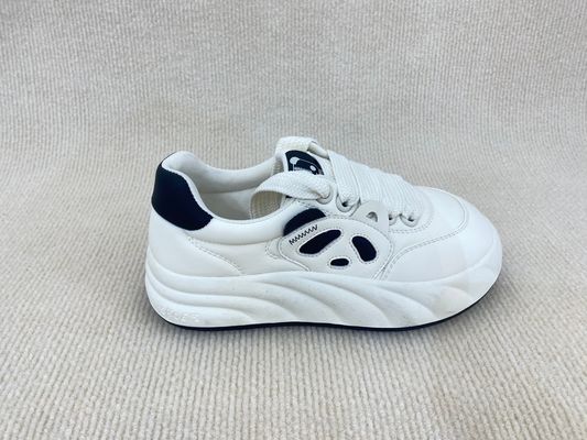 Fashion Microfiber White Platform Sneakers Women With Flat Heel And Creature Pattern