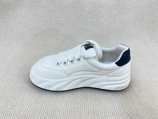 Fashion Microfiber White Platform Sneakers Women With Flat Heel And Creature Pattern