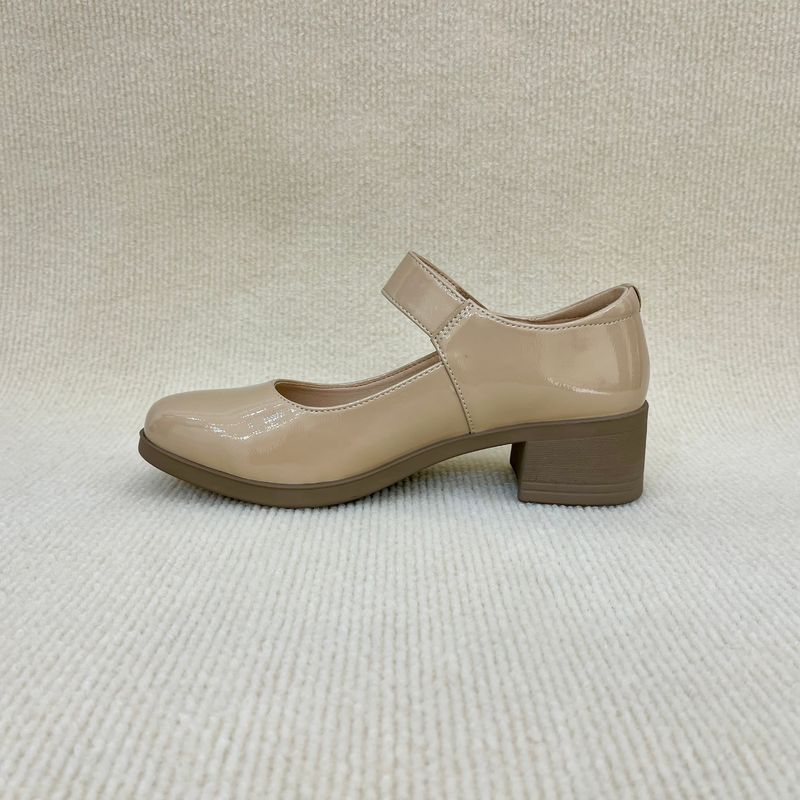 Spring Cream Closed Toe Heels Breathable Nude Thick Heels Luxury