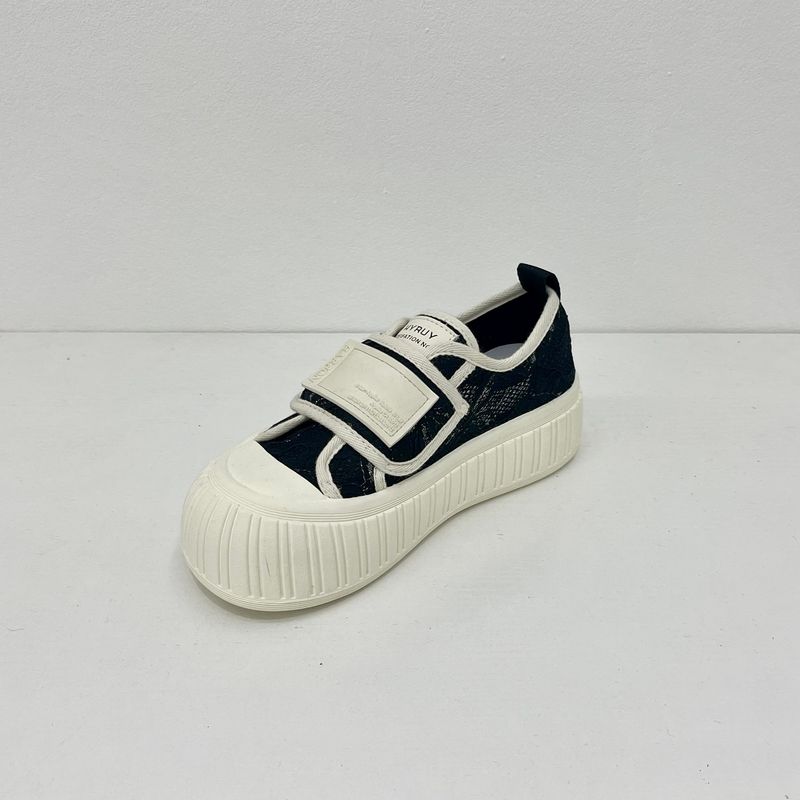 Black White Comfort Fashion Sneakers Women Breathable Sneakers With Letters