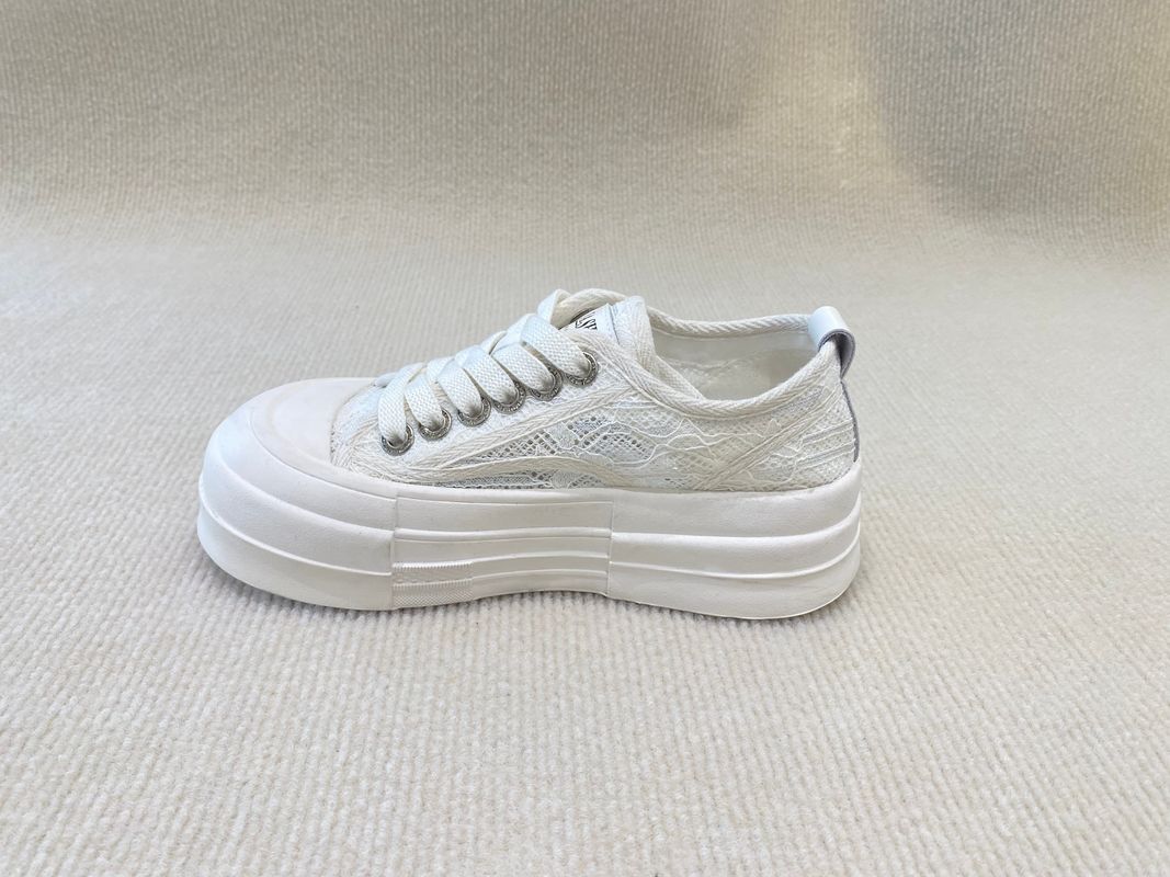OEM ODM White Leather Casual Sneakers Lace Up 35-40 China Size