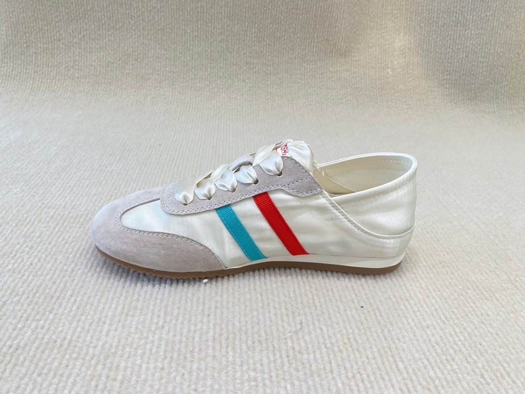 Women fashion sneakers satin shoes lace-up breathable with lace showlace and low cut